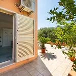 شقة Erica Lesley Villa San Pietro