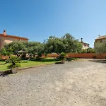 Erica Lesley Villa San Pietro